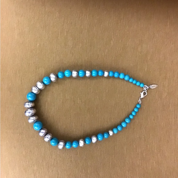 NWOT Beautiful Silver and Turquoise Necklace - Picture 3 of 7